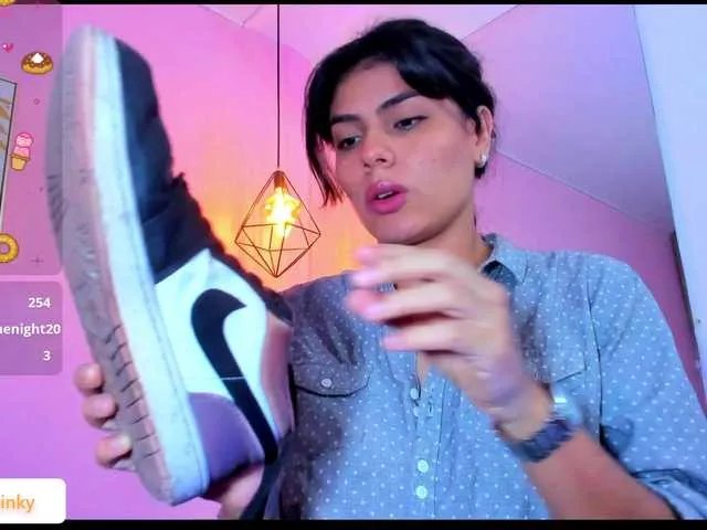 Freechat abbiekinky on BongaCams