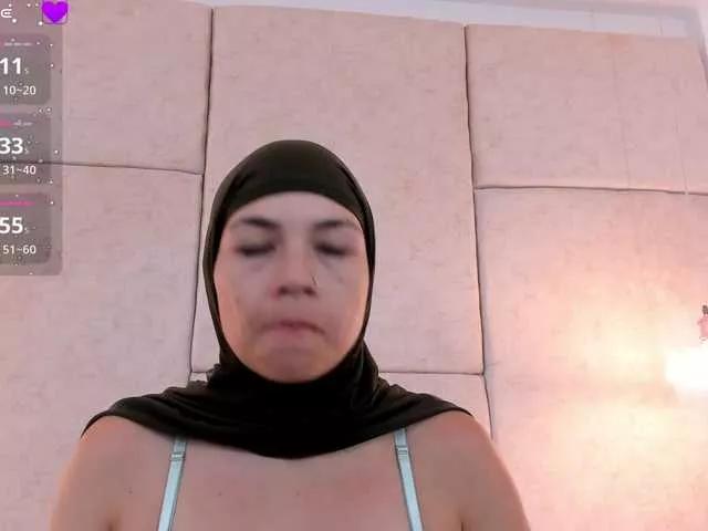 Offline amira-s on BongaCams