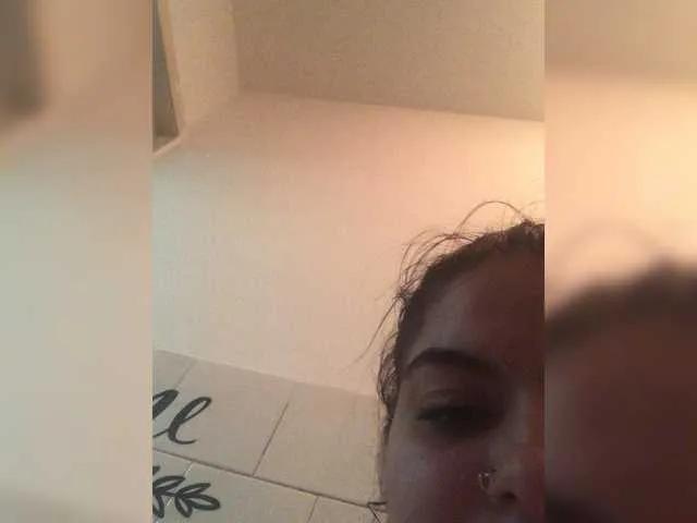 Freechat Anisia69 on BongaCams