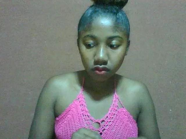 Annah21 on BongaCams 