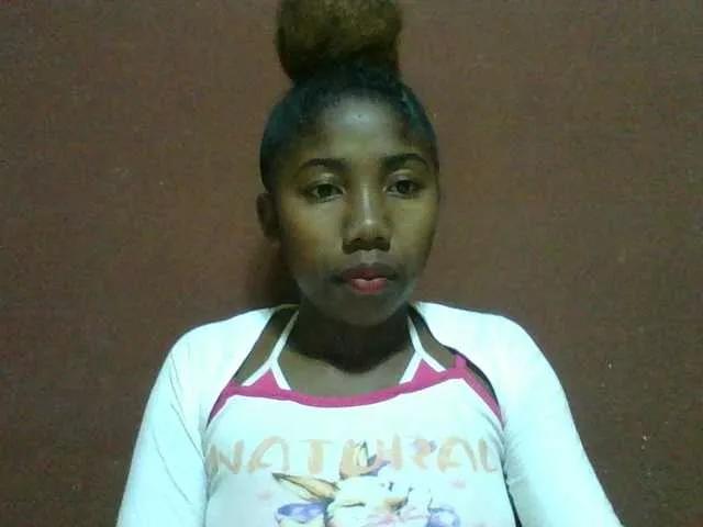 Annah21 on BongaCams 