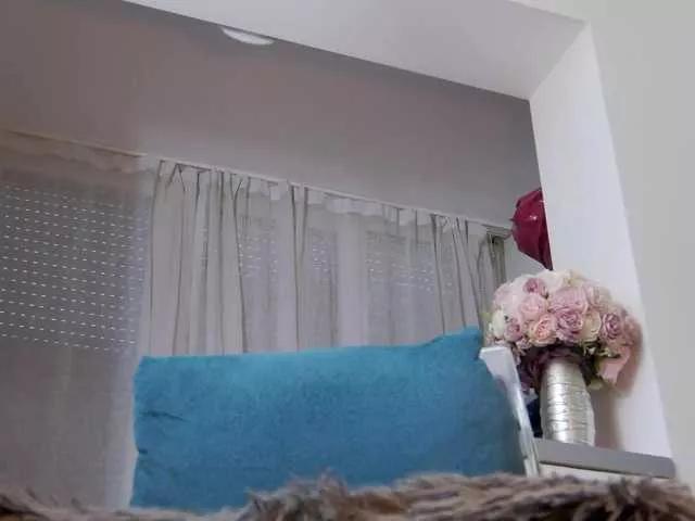 AnnyaRose on BongaCams 