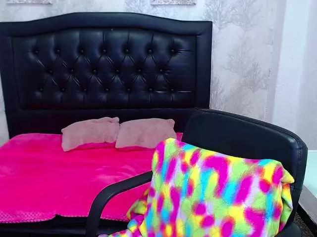 BebaRoja on BongaCams