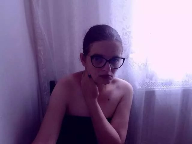 bellaro on BongaCams 