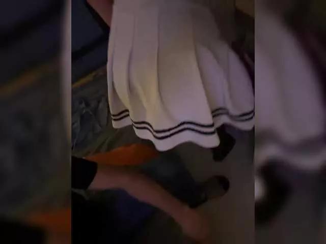 Offline BumleCrazzzy on BongaCams