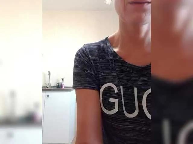 businka11223a — Freechat on BongaCams