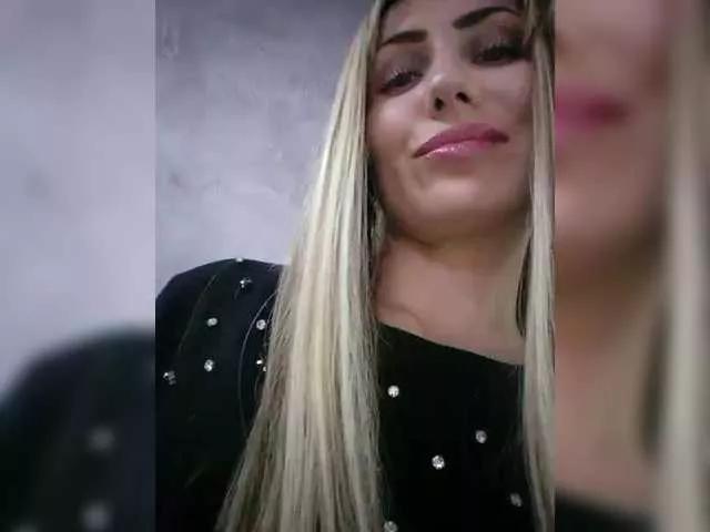 Cassssablanca on BongaCams 