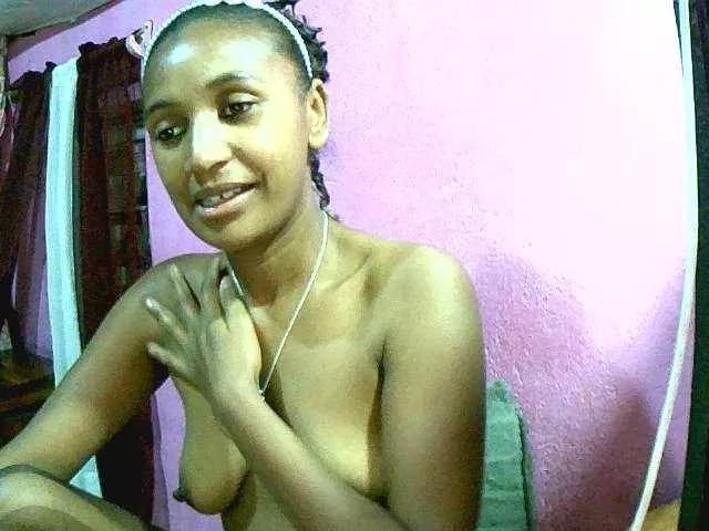 Chellah01 — Freechat on BongaCams