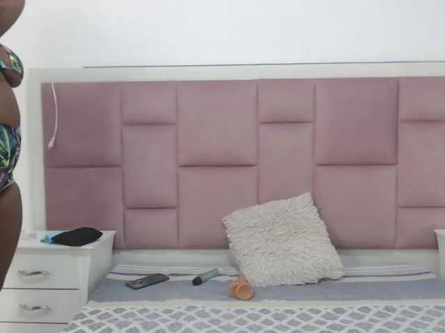 Chikychiky11 — Freechat on BongaCams