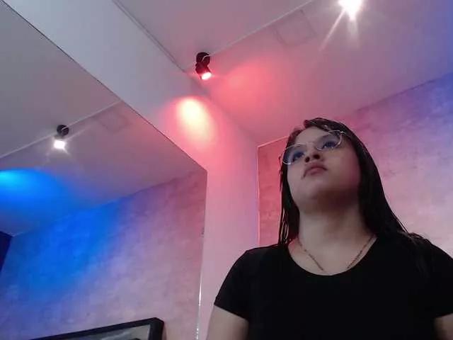 dahiana on BongaCams