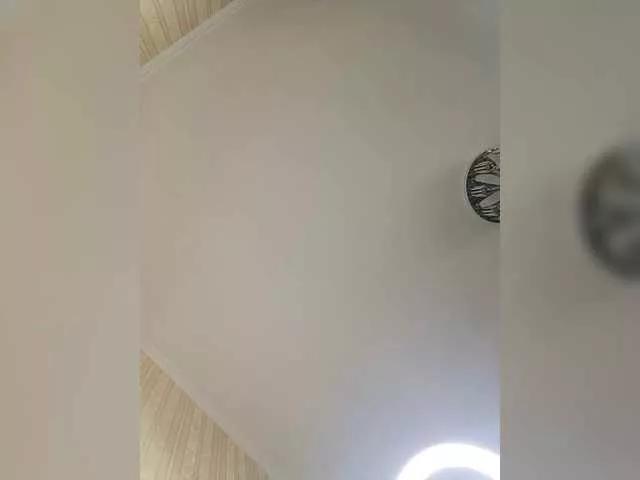 Elizabethh on BongaCams