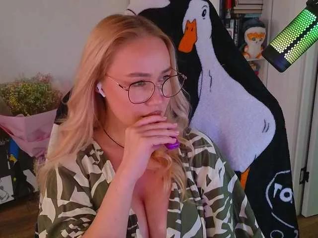 Freechat Emili1- on BongaCams