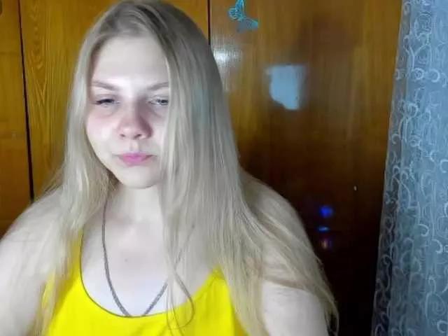 Emma-Frizea on BongaCams 