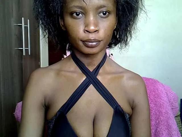 hippyshanice — Genuine connection, Deep flirtatious convos, playful banter.