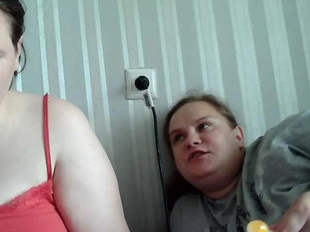 HollyXEva on BongaCams 