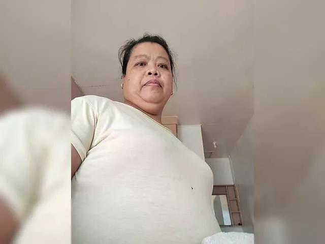Hottynilda on BongaCams 