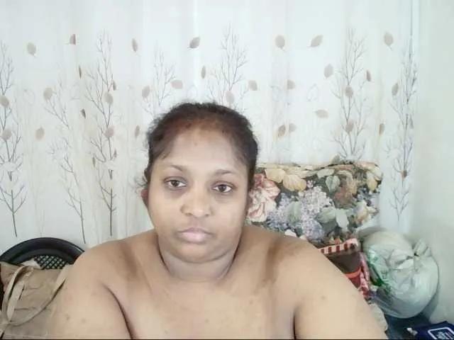 Indiantasha — PLAY WITH MY NIPPLES