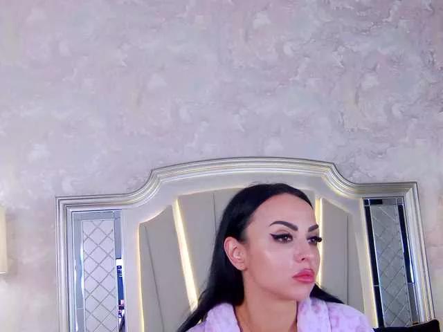 Issadorra on BongaCams 