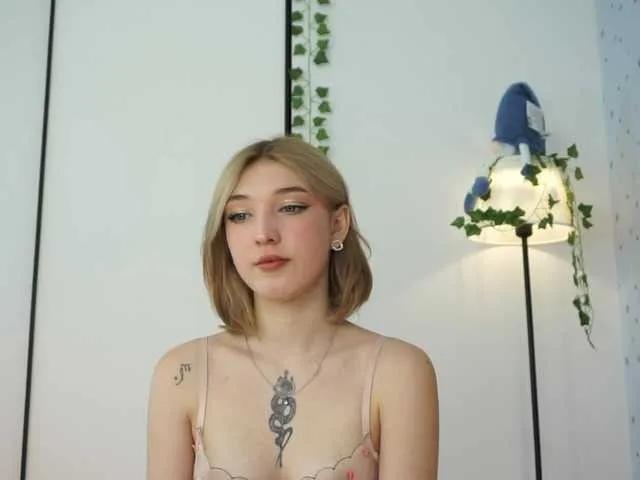 jeansharp — Freechat on BongaCams