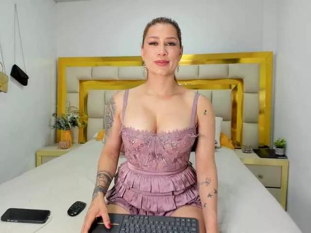 jennygarner on BongaCams 