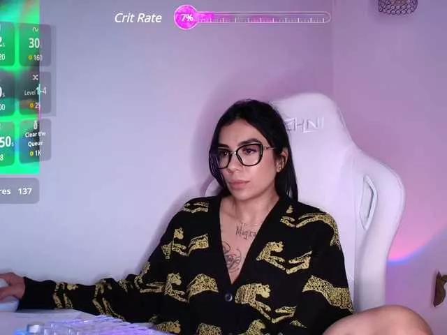 Offline juanita-fox on BongaCams