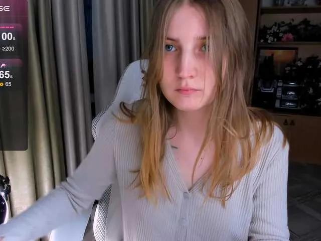 Offline kikiiimorazzz on BongaCams