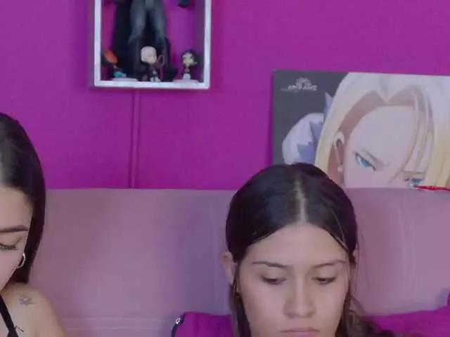 kinkyzoeandema on BongaCams 
