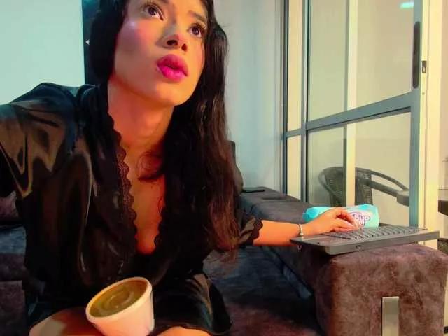 Offline latin-couple77 on BongaCams