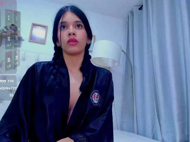 lauralopeez on BongaCams