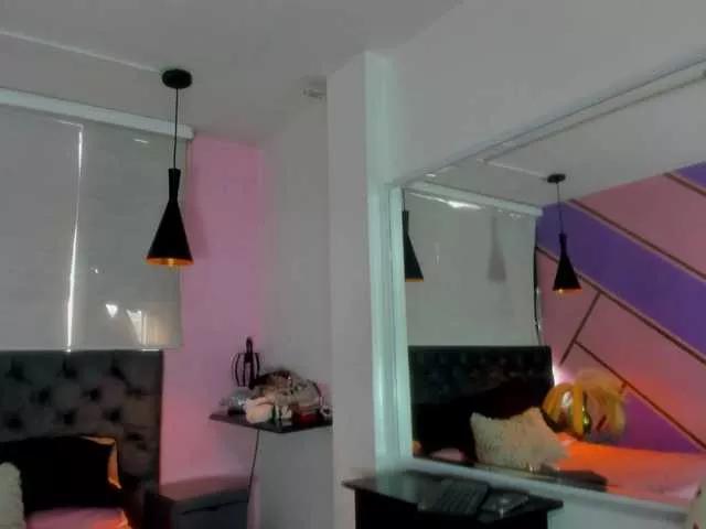 Offline lauraltt on BongaCams