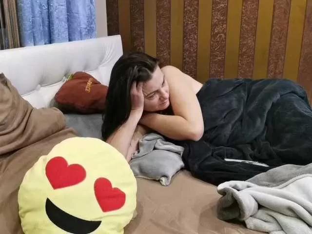 lizyandjohn on BongaCams