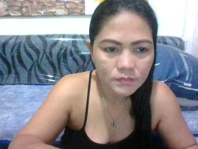 LUCKYME22 on BongaCams