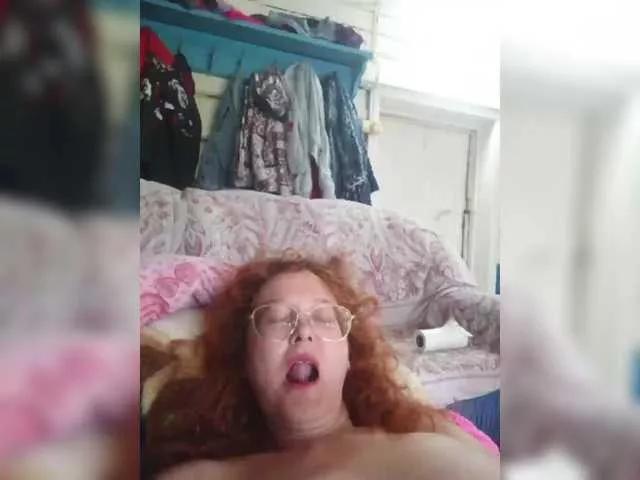 Madam-oss on BongaCams 