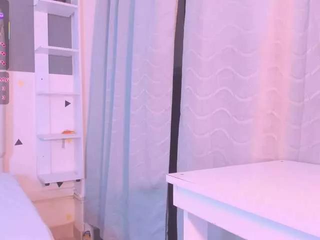 mia-Angells on BongaCams