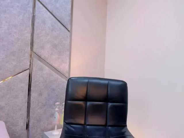 Miia-Spencer — OMG !!! I AM A NAUGTY AND SEXY GIRL ... I LOVE TO GET FUCKED WITH LOVE AND PASSION .. I LOVE WHEN MY PUSSY VIBRATE WITH MY LUSH -- I LOVE WHEN YOU SAY MY NAME !!! CAN U MAKE ME CUM ??