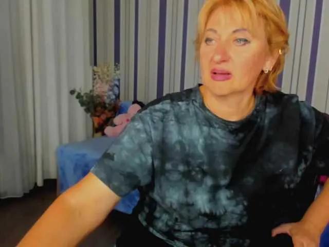 MilanaAlvis — Confidence, humor and respect. And of course soft whispers and kisses all over my body because i am a woman and i love to have my body spoiled
