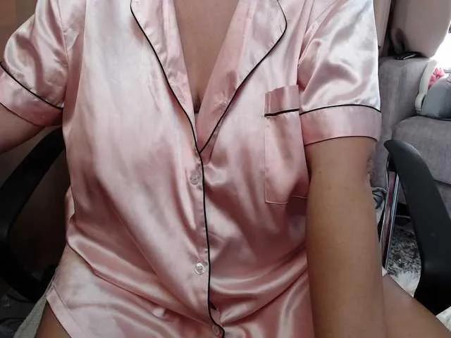 Offline MiniCooperXXX on BongaCams