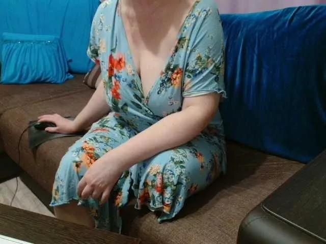 Offline modelf on BongaCams