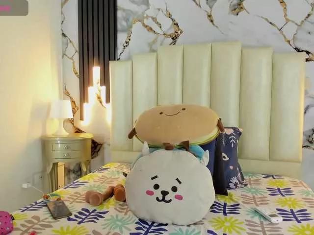 mollieblue69 — talk to me hot and naughty