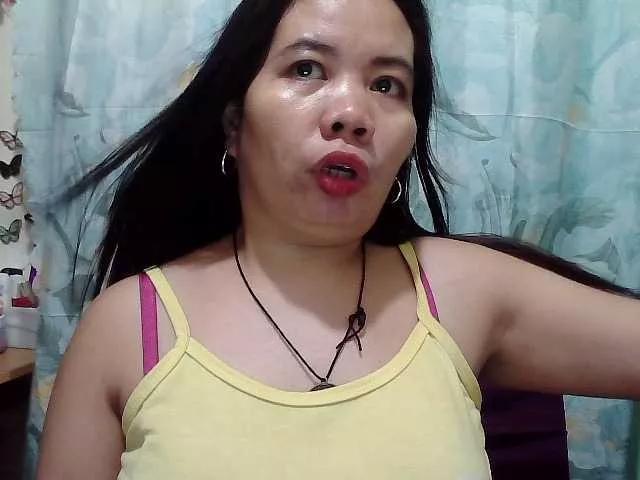 paradisehairy on BongaCams 