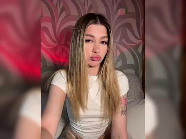 Offline Pekkaboo on BongaCams