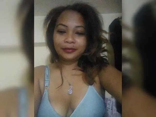Pisouna on BongaCams