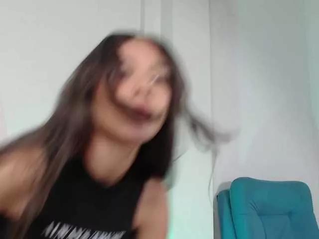 polysamanta on BongaCams