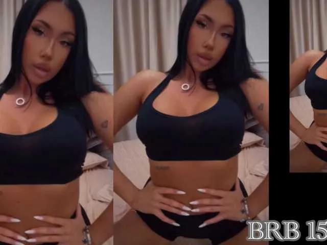 Freechat qsstess on BongaCams