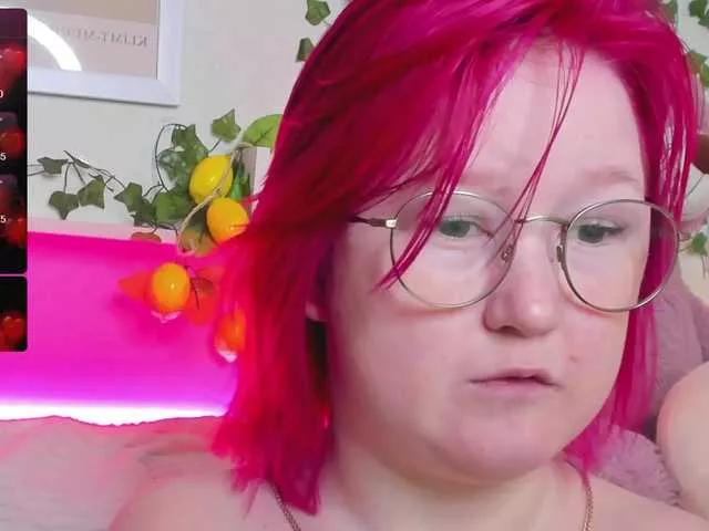 Sara-Moor on BongaCams