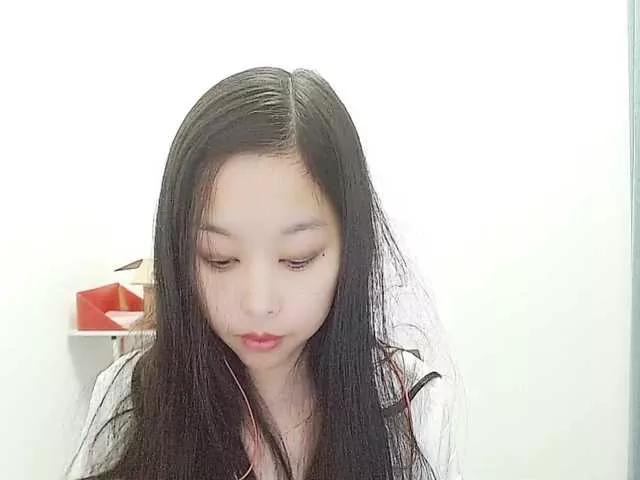 Freechat Selinababy99 on BongaCams