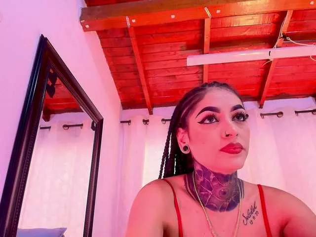 sexy-danna on BongaCams