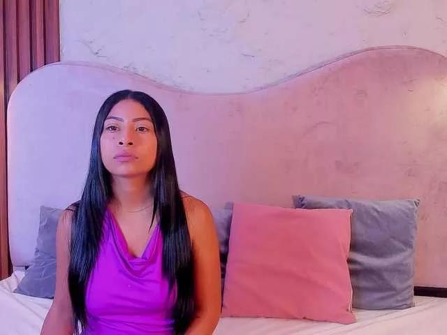 Shaira-mml on BongaCams