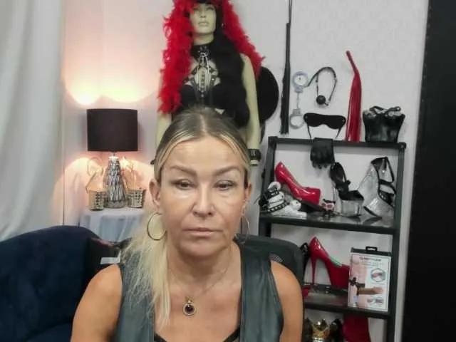 soft-crystal — Freechat on BongaCams