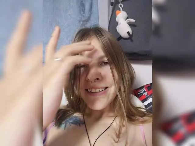 Offline SquirtWave on BongaCams